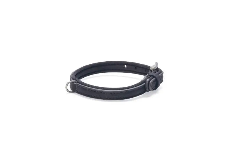 Beeztees Kunstleer Hondenhalsband Balacron Ax zwart 24-30x10 mm