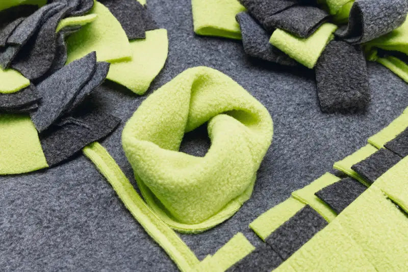 Beeztees Pluche Snuffelmat Flora