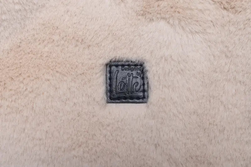 Designed by Lotte Hondendraagtas Laki 48x20x35 cm — Beige - HONDENTAS