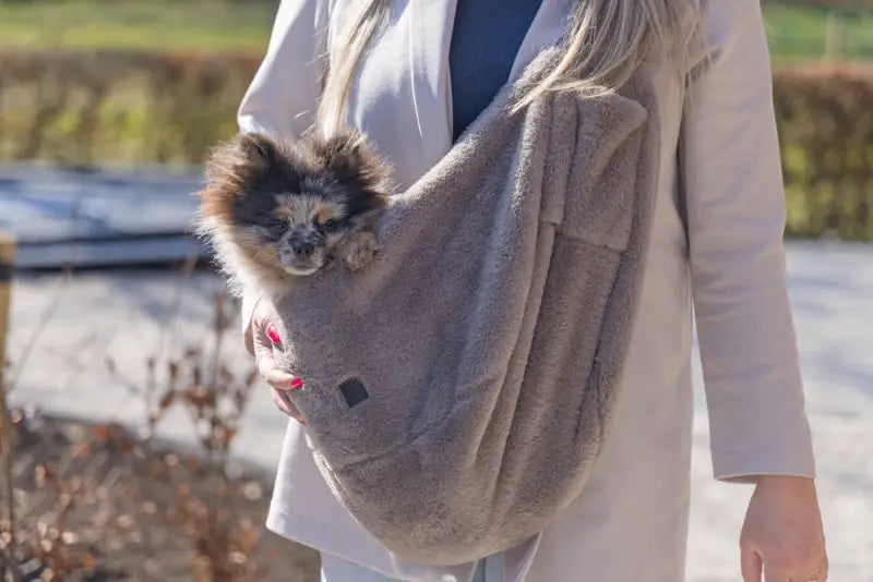 Designed by Lotte Hondendraagtas Laki 48x20x35 cm — Beige - HONDENTAS