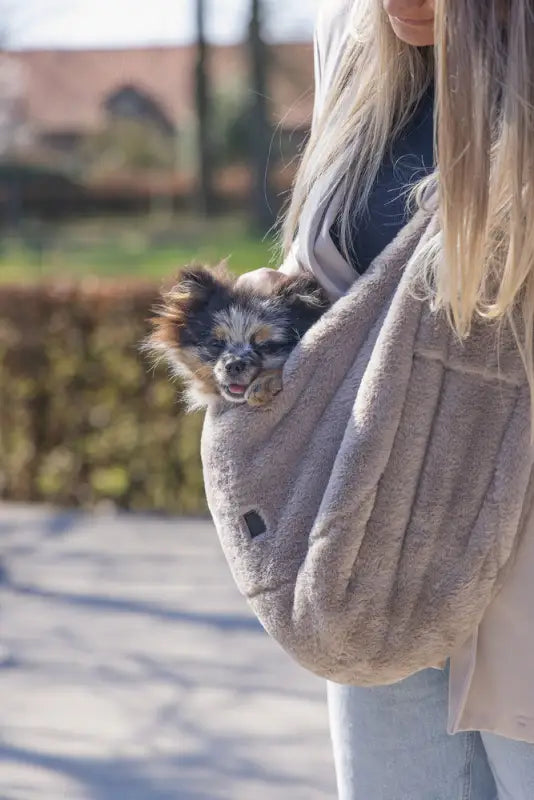 Designed by Lotte Hondendraagtas Laki 48x20x35 cm — Beige - HONDENTAS