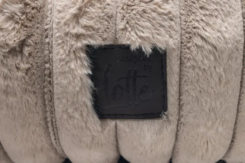 Designed by Lotte Kattenmand Reza — Beige - BEDDEN/MANDEN/KUSSENS