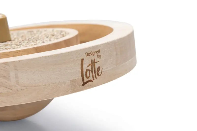 Designed by Lotte Kattenspeelgoed Winni