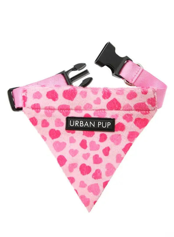 UrbanPup Bandana Pink Hearts 42-51 cm L