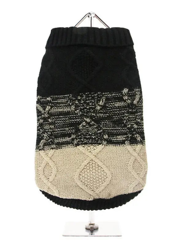 UrbanPup Hondentrui Donegal Black & Beige Ribbed 30 cm