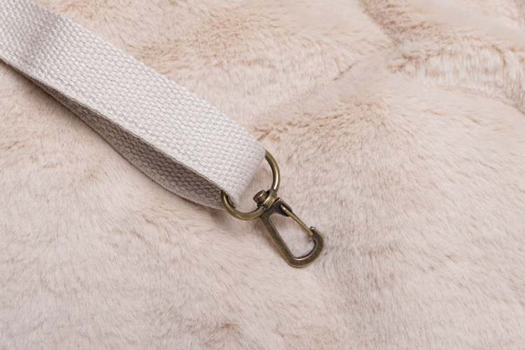 Designed by Lotte Hundetragetasche Tebby 43x18x35 cm — Cognac