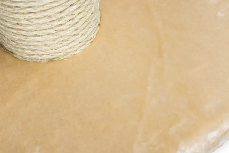 Beeztees Krabpaal Gina 34x34x60 cm — Beige - Krabpaal