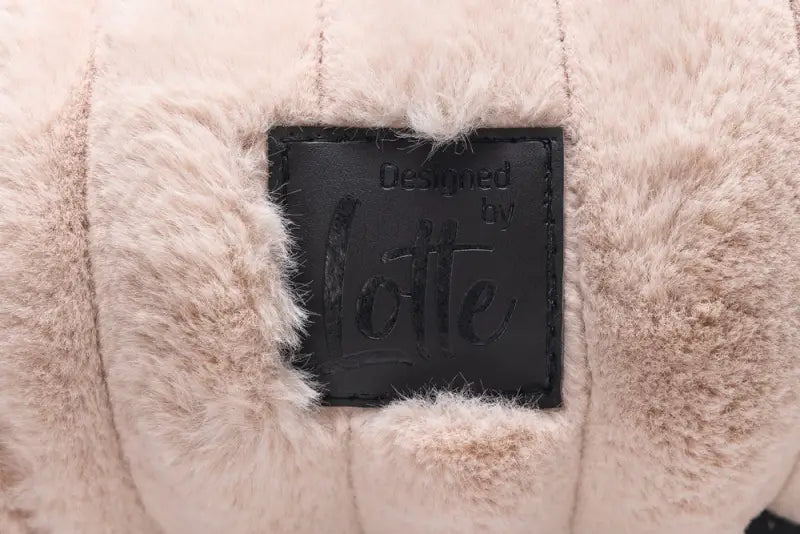 Designed by Lotte Kattenmand Reza — Roze - BEDDEN/MANDEN/KUSSENS